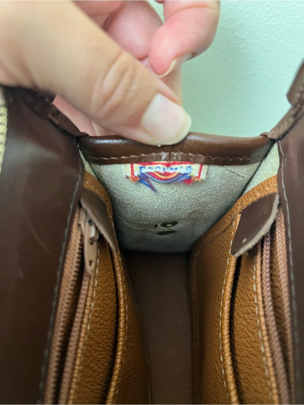 Vintage Dooney & Bourke Cream and Brown Leather Crossbody Bag